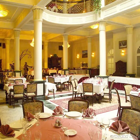 Pannonia Hotel 