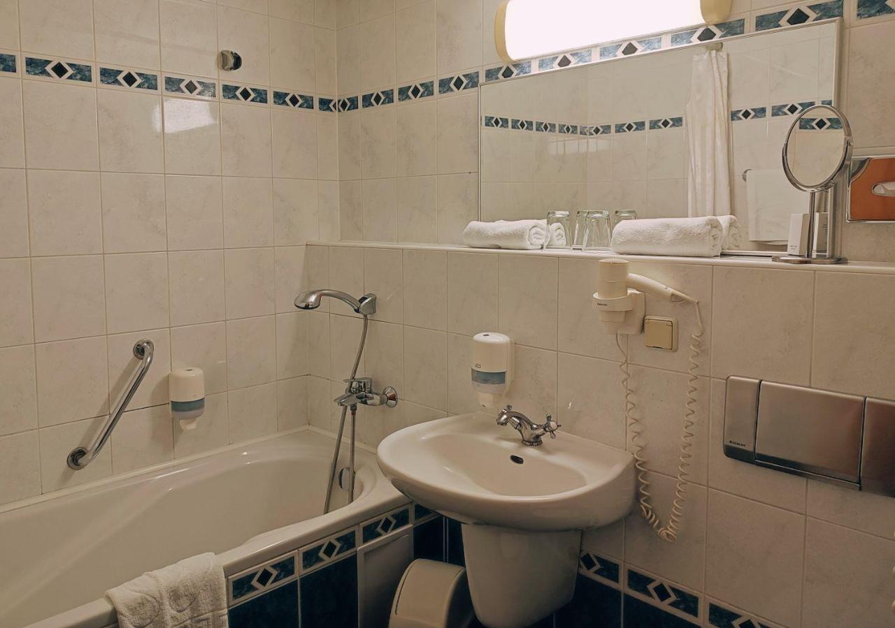 Hotel Pannonia 4*